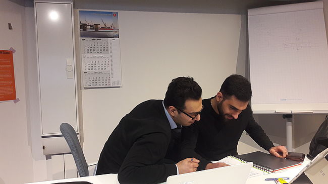 Splus - Studierende stärken Schülerinnen und Schüler