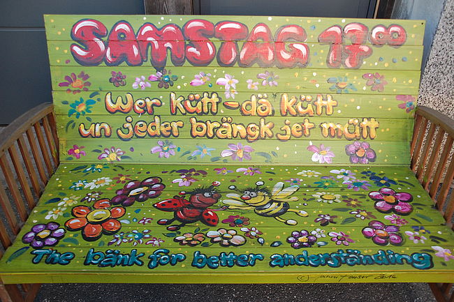 The Bänk for better anderständing