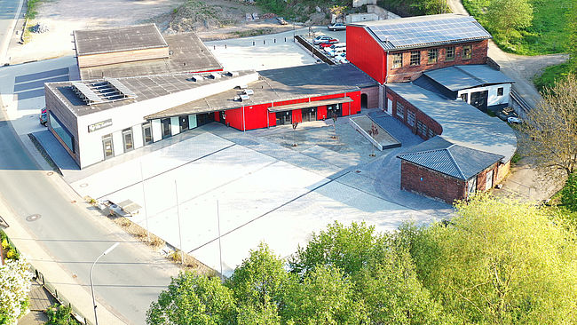 Umnutzung der Industriebrache Hartmann zum Zentrum Via Adrina