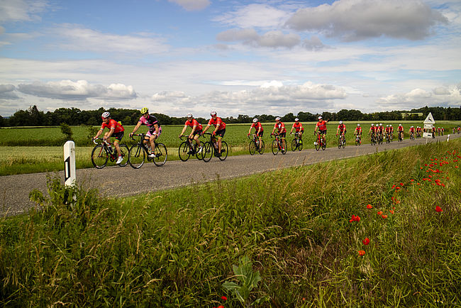 Glückstour e. V. - Schornsteinfeger helfen krebs- und schwerst erkrankten Kindern