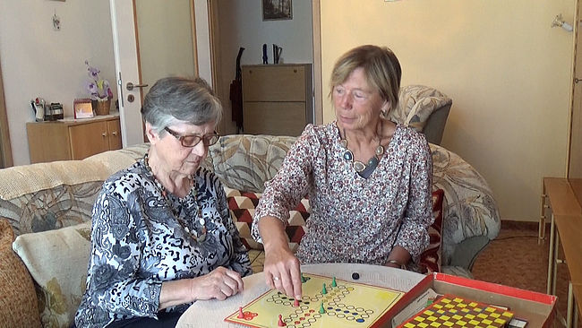 Herbstzeitlose - Ausbildung und Einsatz ehrenamtlicher Seniorenbegleiterinnen und -begleiter