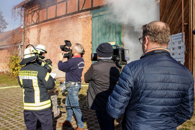 112 Prozent Ehrenamt - Deine Feuerwehr für Lüchow-Dannenberg - MACH MIT!