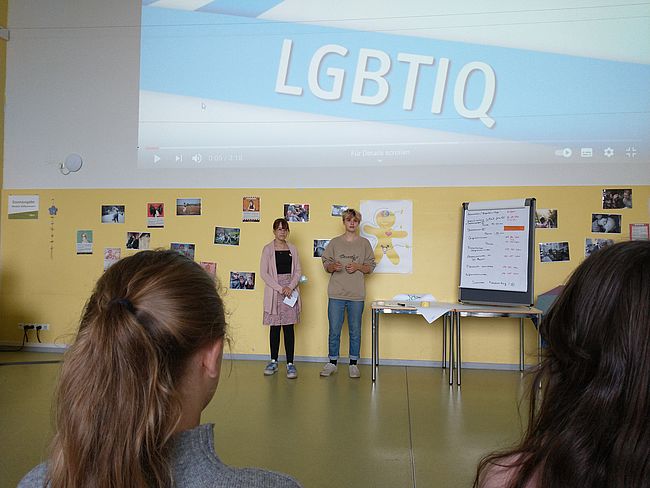 Organisationsteam Projekttage "Sexuelle und geschlechtliche Vielfalt" UniverSaale Jena