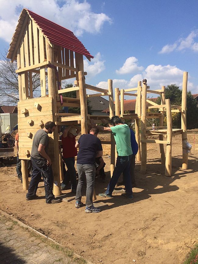 Mehrgenerationenspielplatz Auf der Schlicht