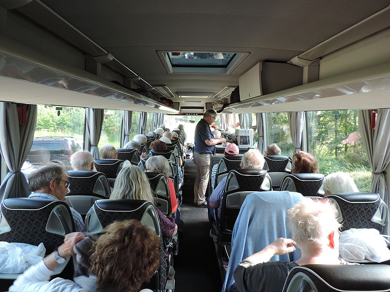 Erkrankte und Angehörige sind im Bus