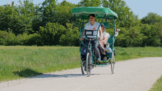Streetwork for Seniors - Duett Rikscha+Fahrer