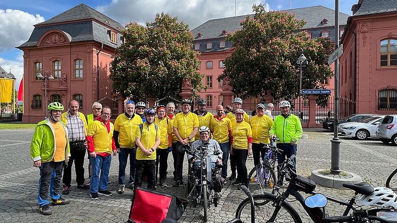 wir sind mit dem Landesbehindertenbeauftragten unterwegs um Mainz 