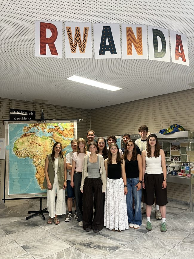 Rwanda AG des Staatlichen Eifel-Gymnasiums Neuerburg mit dem Projekt "Youth for YOUth"