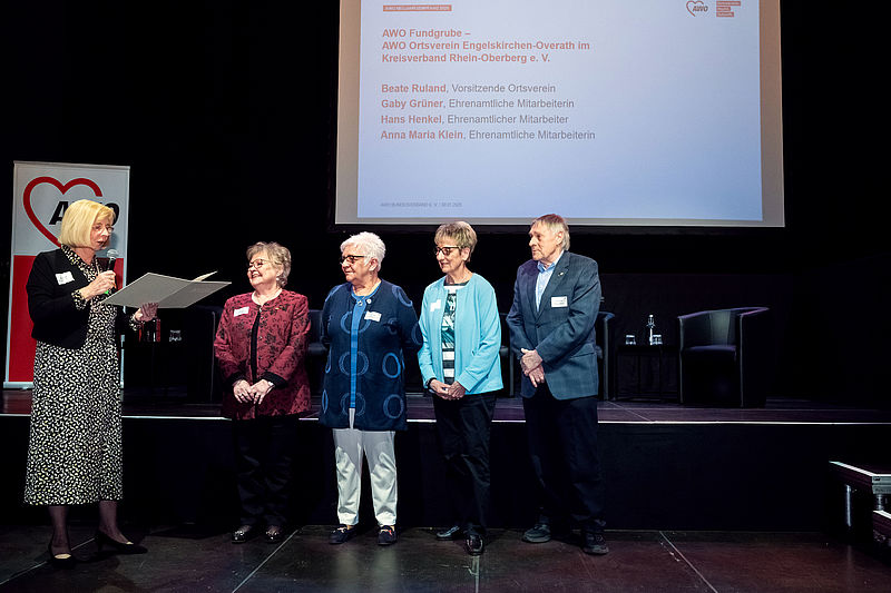 Ehrenpreisverl. durch Gabriele Siebert-Paul