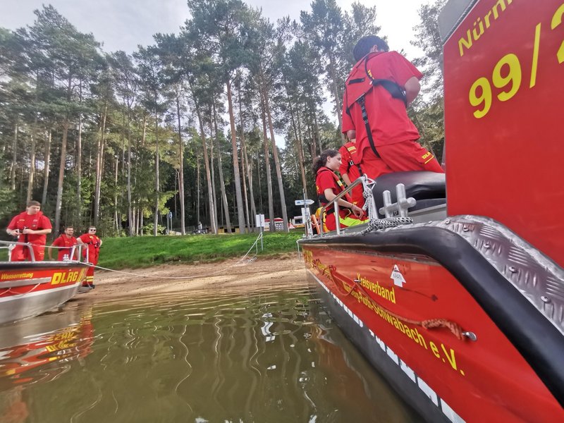 Gemeinsame Bootsausbildung mit dem JET Der DLRG Erlangen