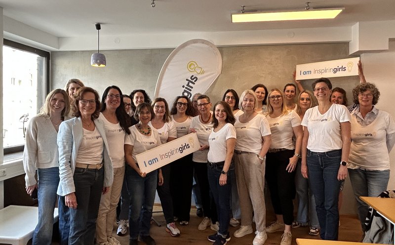 Engagierte Mitglieder des Vereins Inspiring Girls Deutschland 