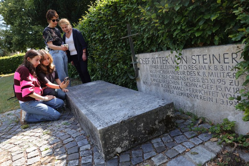 Auf dem Westfriedhof in Augsburg