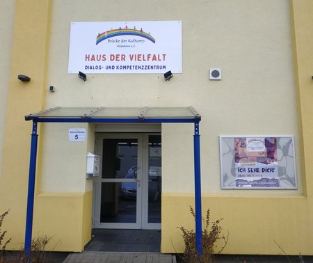 Eingang in die gemeinschaftliche Welt