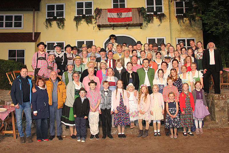 gefüllter Zuschauerraum