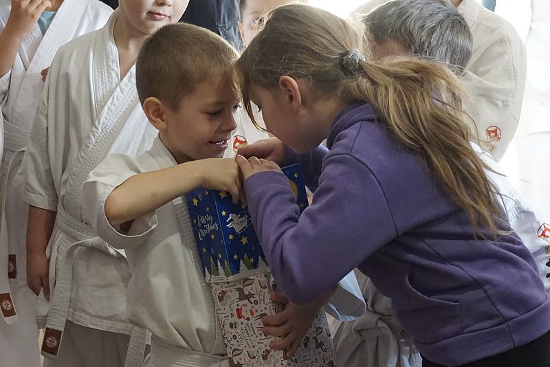 Über 500 Kinder konnten durch die Aktion "Weihnachten im Schuhkarton" beschenkt werden