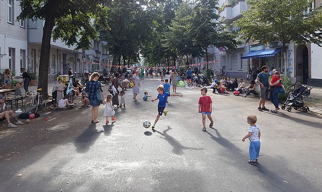 Temporäre Spielstraße Sanderstraße