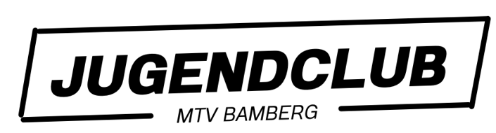 Jugendliche spielen Bubblesoccer